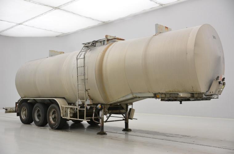 Fruehauf Bitumen tank trailer