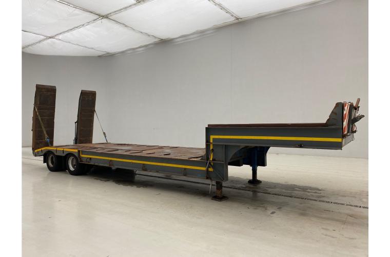 GHEYSEN & VERPOORT Low bed trailer