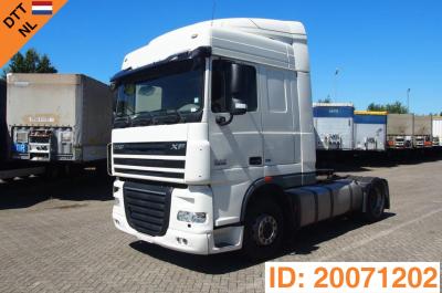 DAF XF105.460 Space Cab